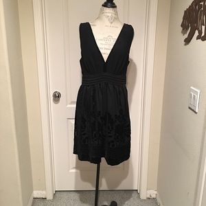 H&M LBD deep V in front & back